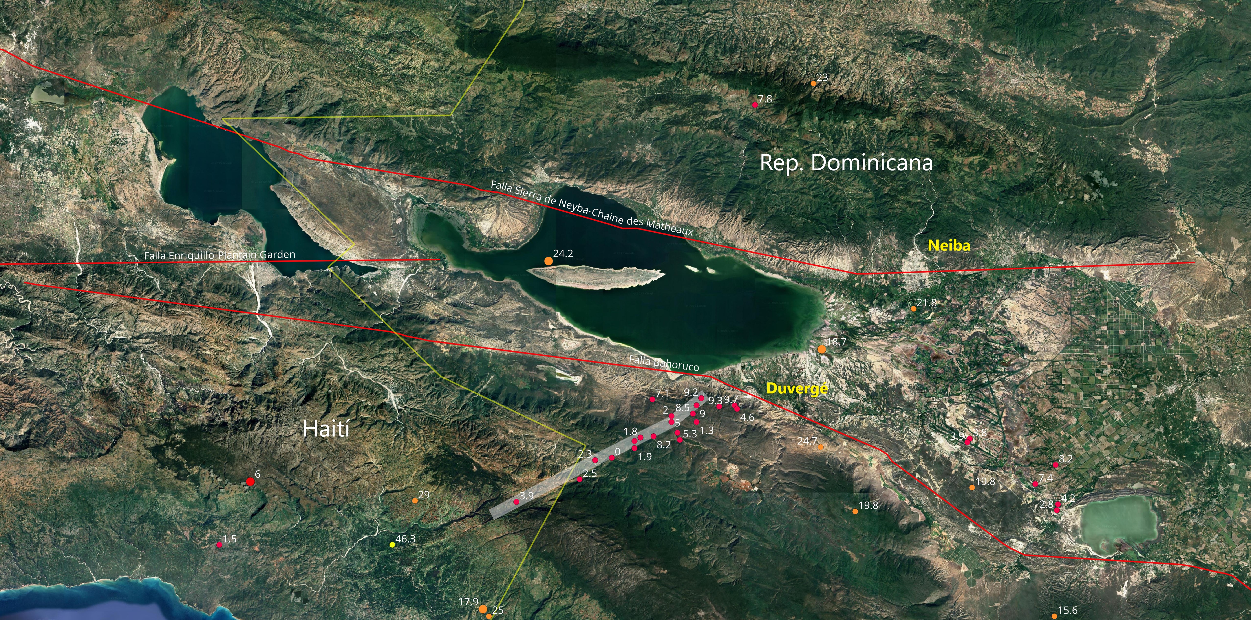 Imagen N° 3 mostrando detalle del enjambre ocurrido a principios de mes al suroeste de Duvergé. Los puntos rojos son los epicentros con etiquetas denotando la profundidad en km. La franja blanca indica la trayectoria de la secuencia de estos sismos pudiendo delinear una posible falla ciega en esa región . Los lineamientos rojos muestran las principales fallas de la isla.